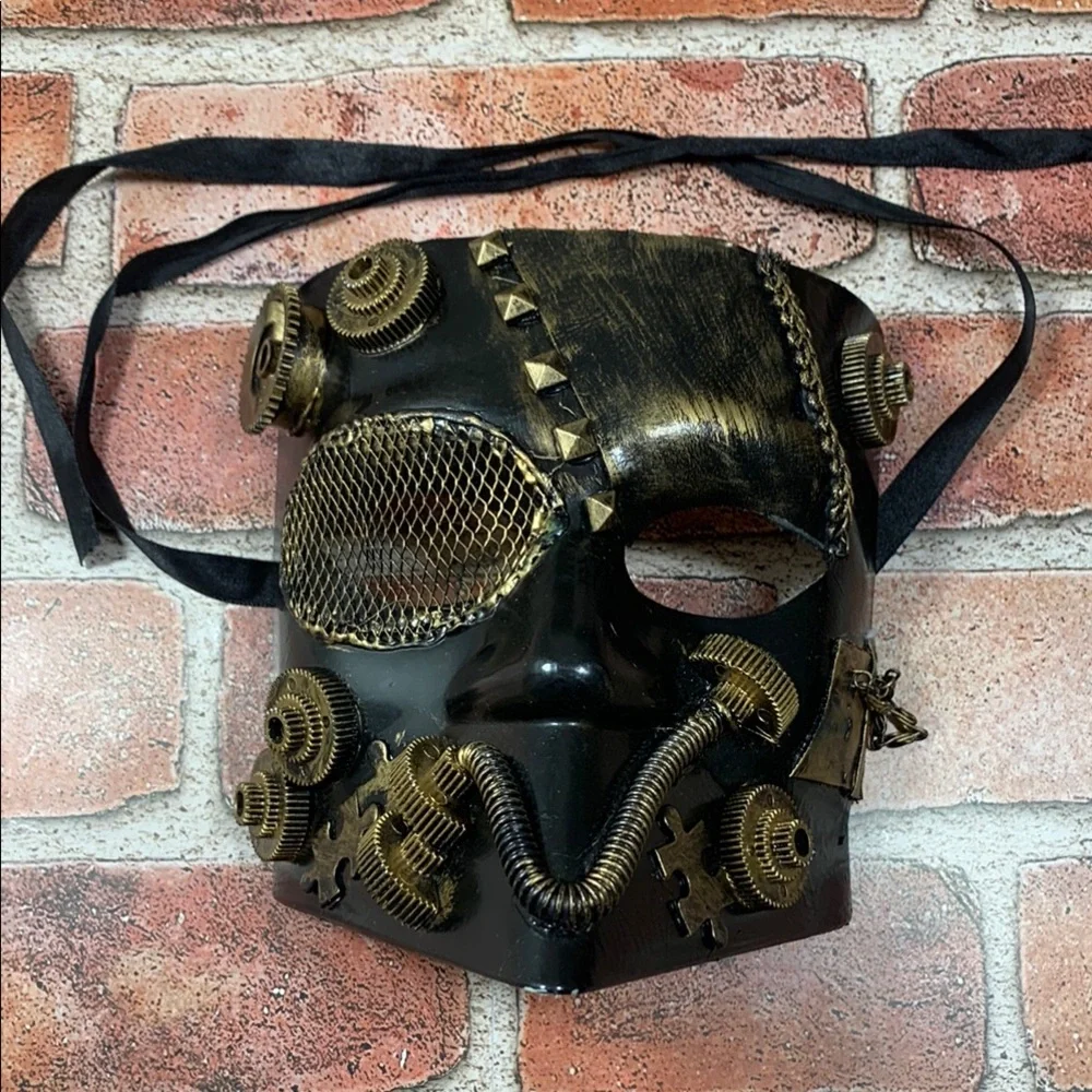 Steampunk Black and Gold Mask